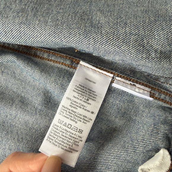 Madewell The Oversized Trucker Jean Jacket in Sentell Wash: Snap-Front Edition - Picture 5 of 11